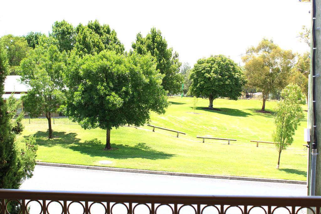 Charlotte Apartments Μπάθερστ Εξωτερικό φωτογραφία
