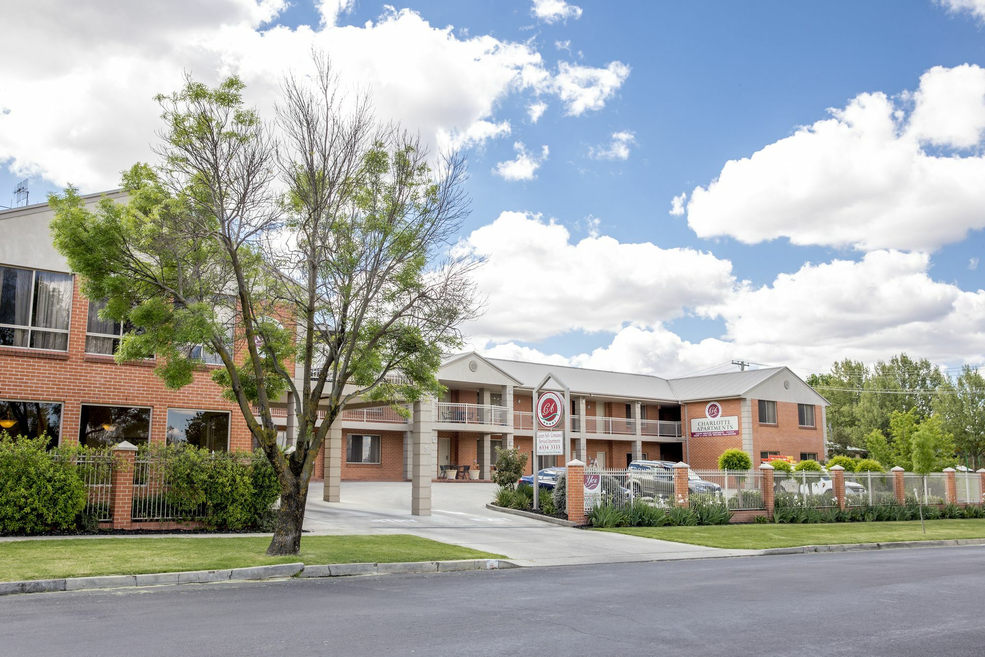 Charlotte Apartments Μπάθερστ Εξωτερικό φωτογραφία